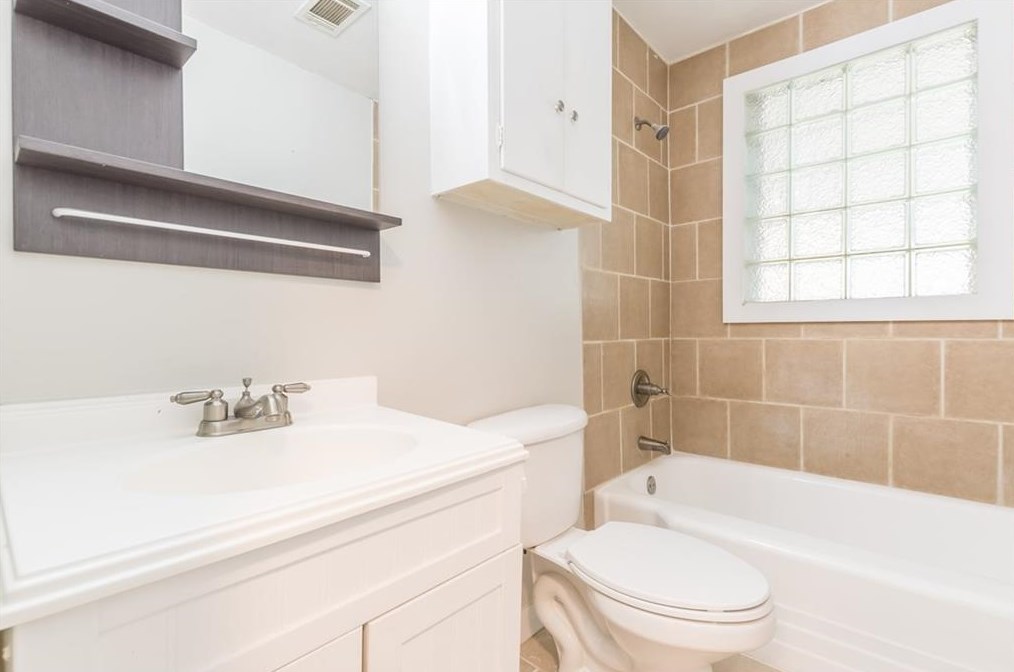 1986 Oana St, Atlanta GA  30310-5036 exterior