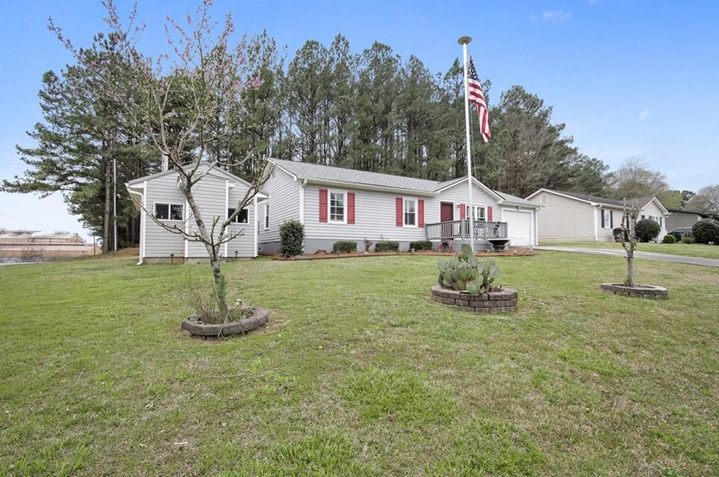 11 Habersham Cir, Euharlee, GA 30121-6016