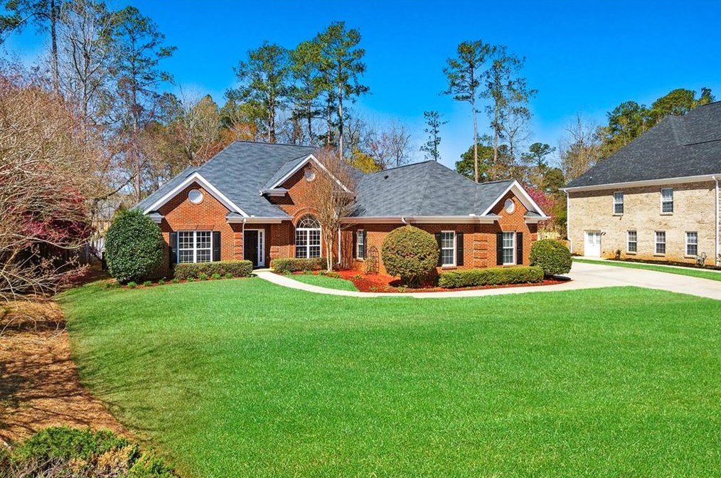 1224 Twin Ponds Ct, Conyers, GA 30094