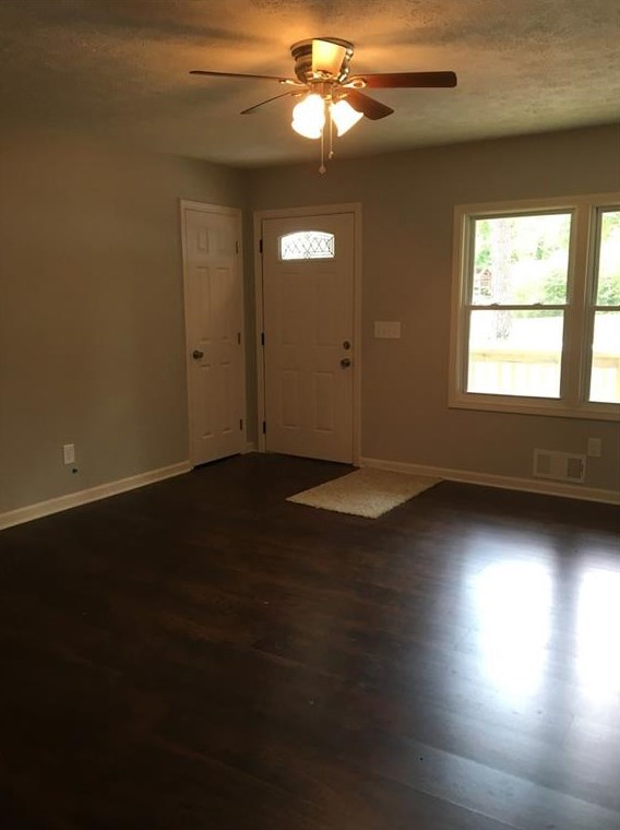 195 Huntington Cir, Alpharetta, GA 30004