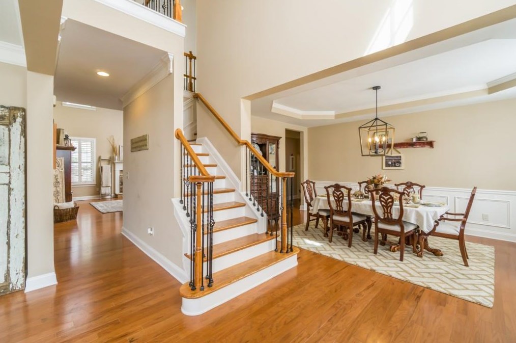 4040 Manor Place Dr, Roswell, GA 30075-4178