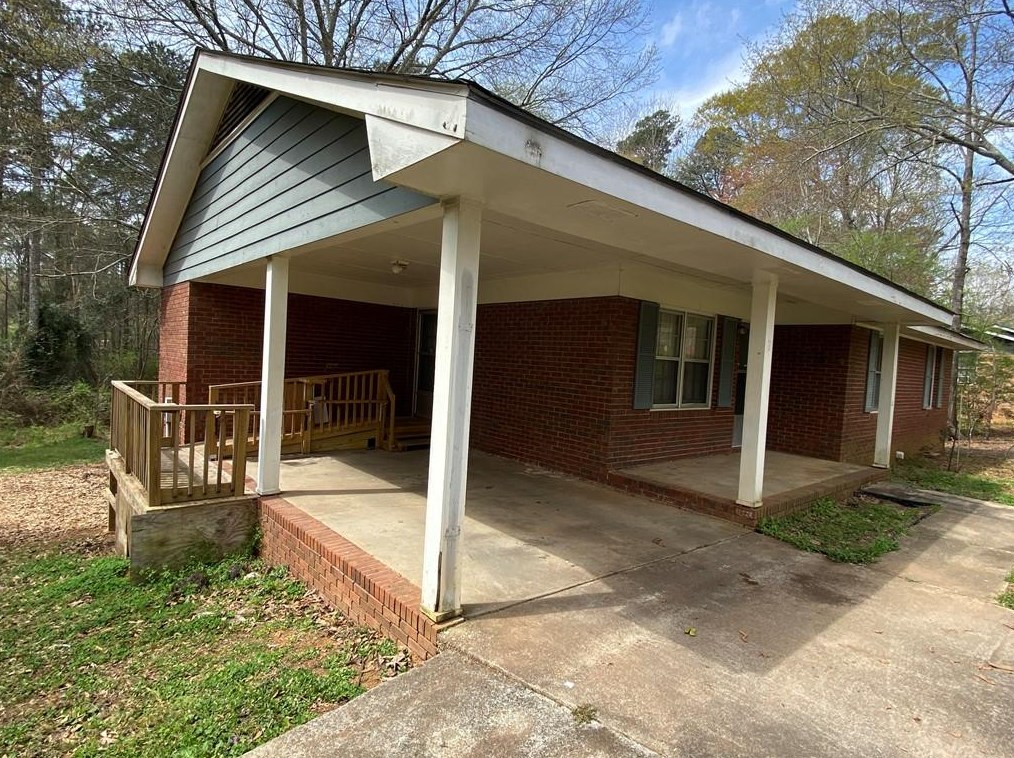 131 Plantation Rd, Winder, GA 30680-3871
