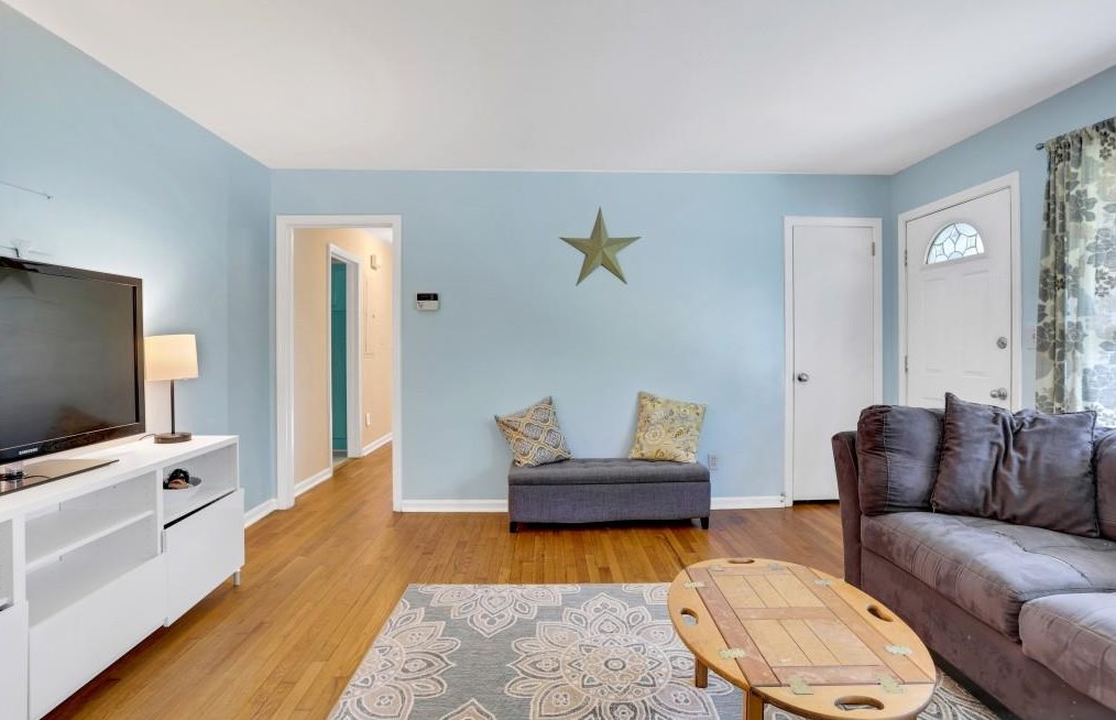 2572 Wilson Woods Dr, Decatur GA  30033-3741 exterior