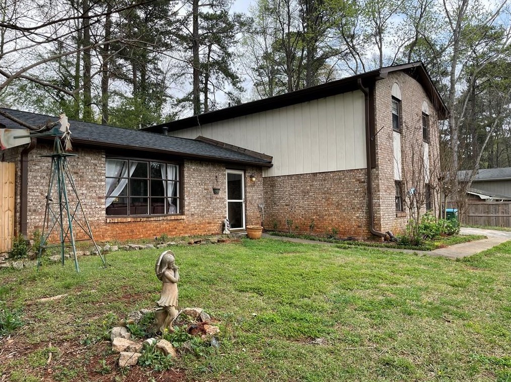 5533 N Wind, Lilburn, GA 30047
