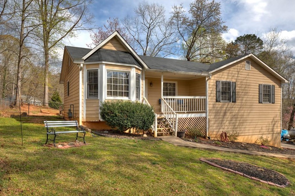 6618 Oak Farm Dr, Acworth, GA 30102-6200