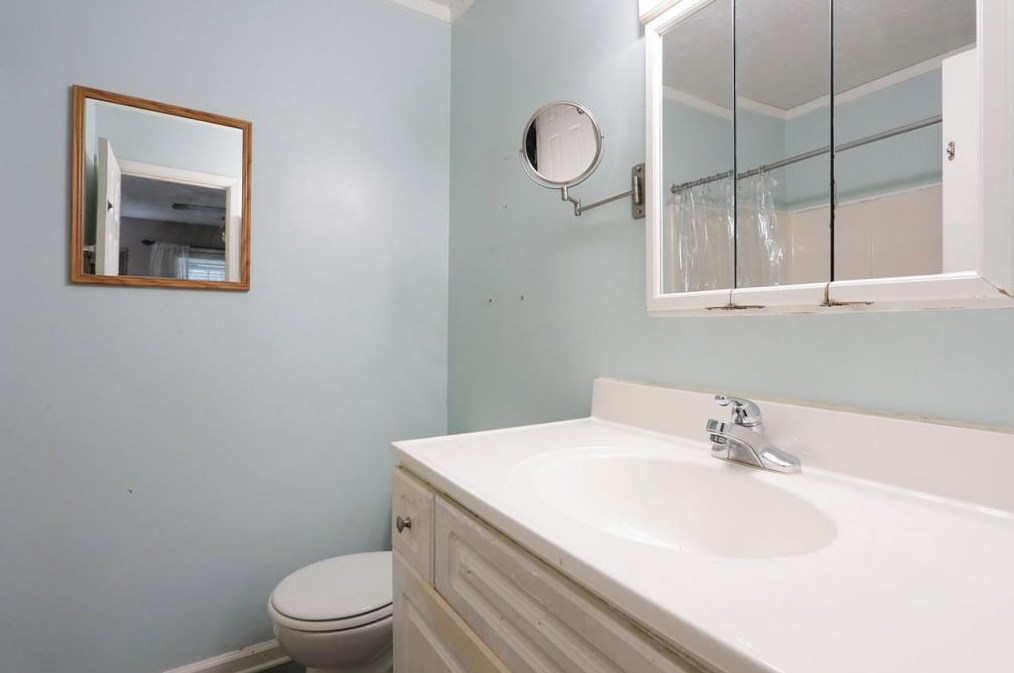 845 Cinderella Ct, Decatur GA  30033-5811 exterior