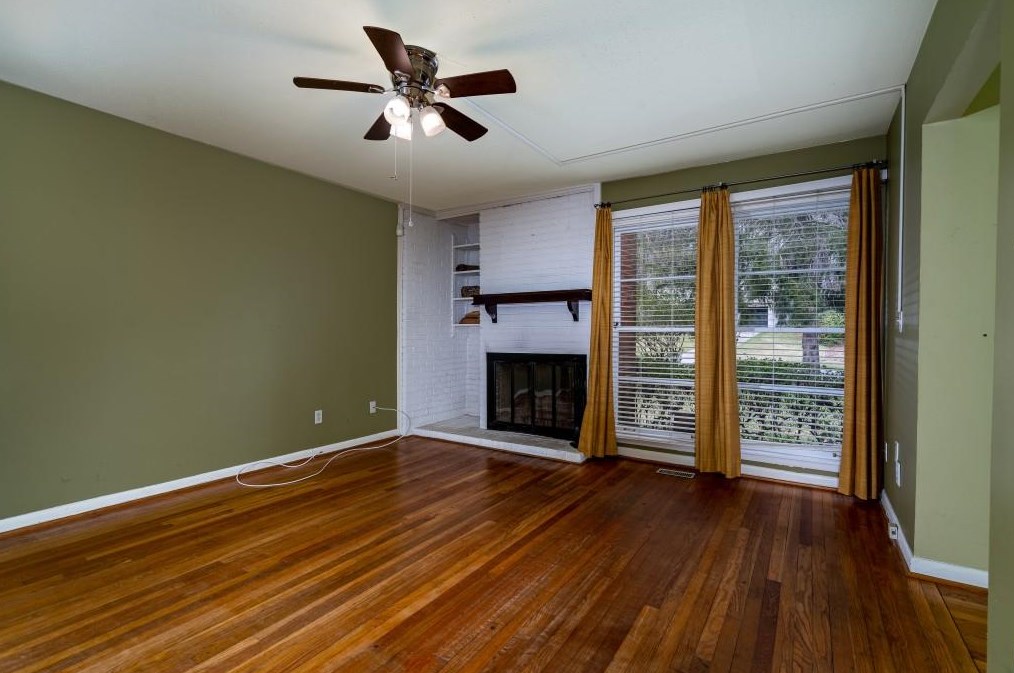 1963 Plantation Ln, Atlanta GA  30341-1865 exterior