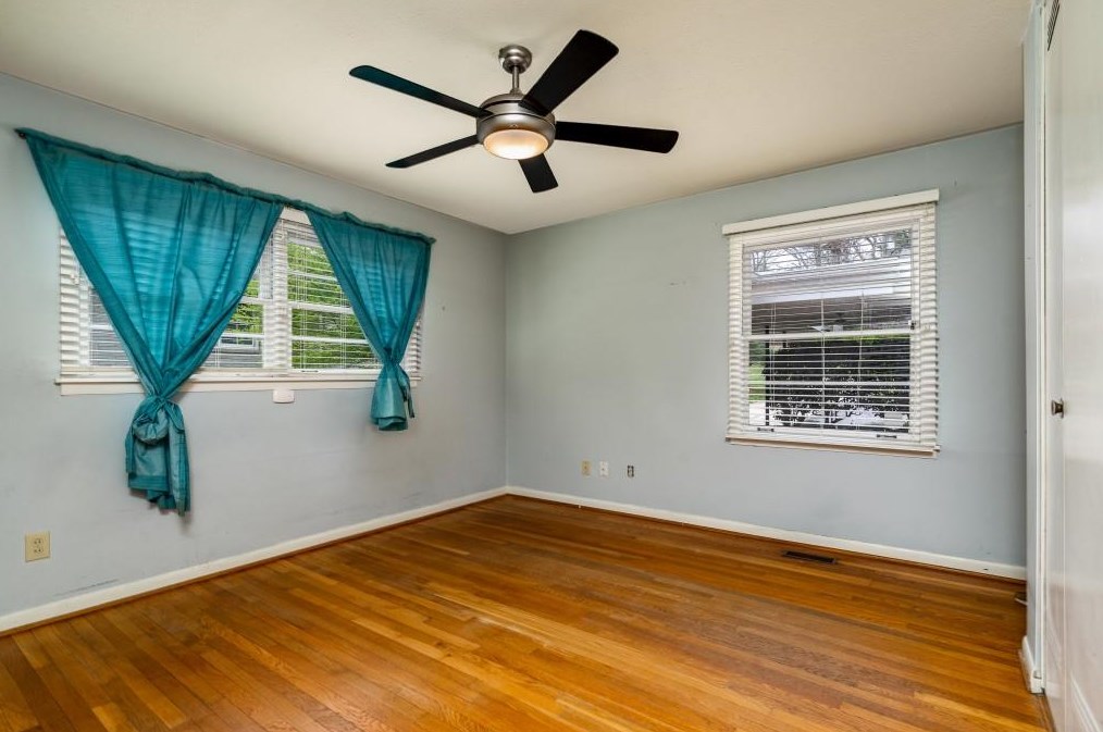 1963 Plantation Ln, Atlanta GA  30341-1865 exterior