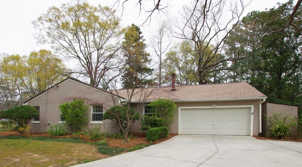 1801 Woodcliffe Ter, Atlanta GA  30324-4955 exterior