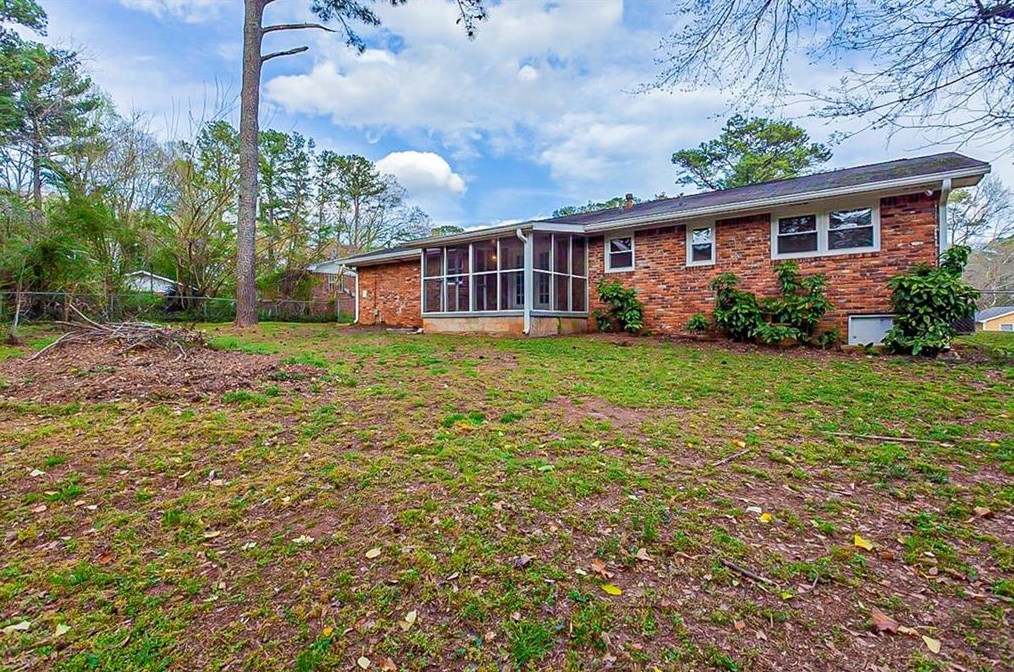 3065 Corbin Ave, Decatur GA  30034-2947 exterior