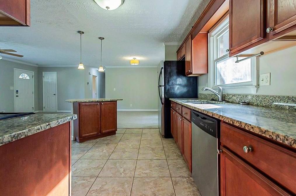 3065 Corbin Ave, Decatur GA  30034-2947 exterior