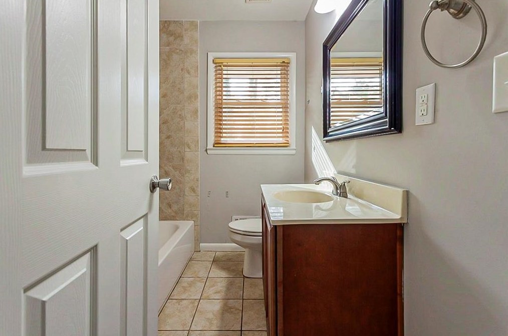 3065 Corbin Ave, Decatur GA  30034-2947 exterior