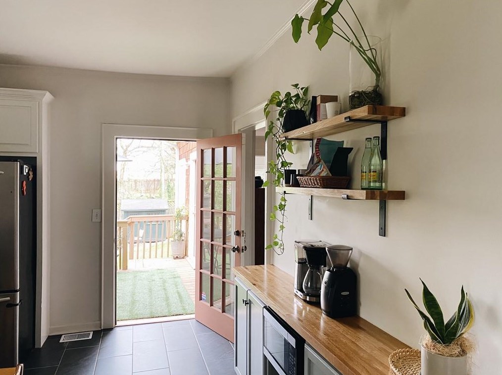 121 Poplar St, Decatur GA  30030-2722 exterior