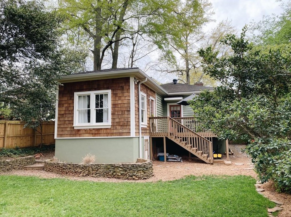 121 Poplar St, Decatur GA  30030-2722 exterior