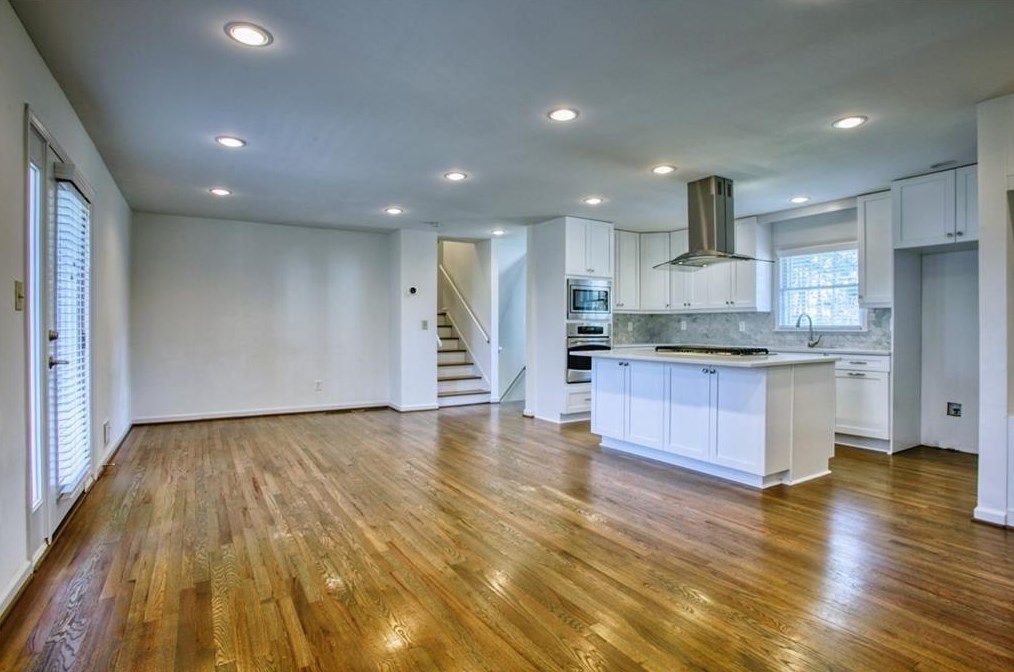 2970 Sumac Dr, Atlanta, GA 30360-1564