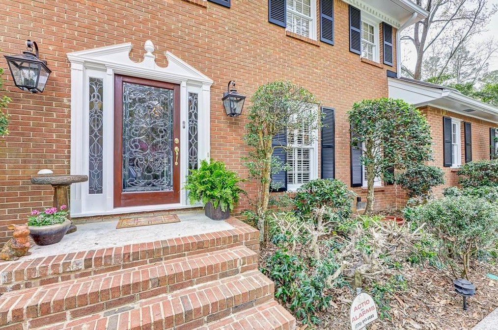 7545 Spalding Ln, Atlanta, GA 30350-1162