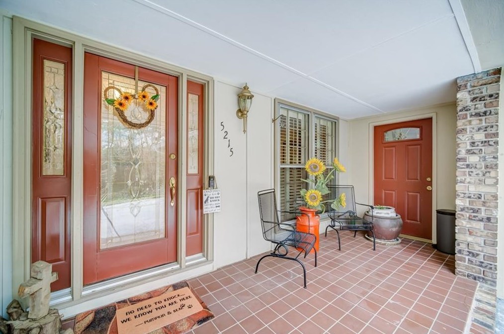 5215 Seaton Dr, Atlanta, GA 30338-4534