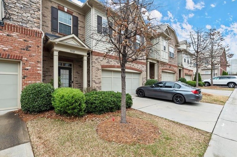 5532 Parkerton Ln, Atlanta, GA 30342-5037