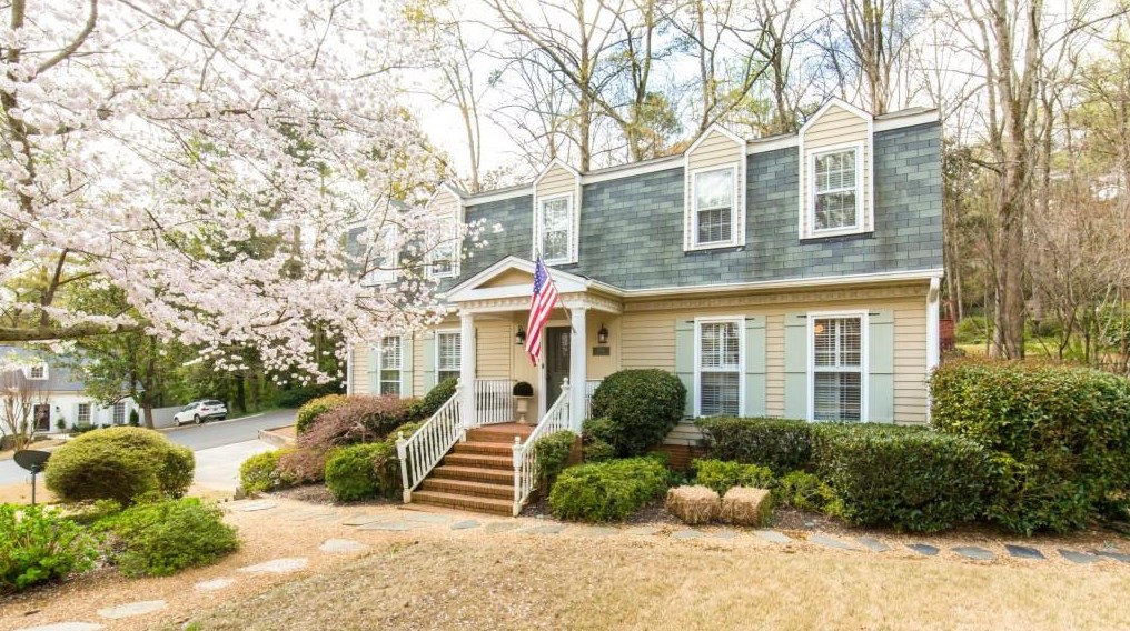 6760 Wright Rd, Atlanta, GA 30328-2154
