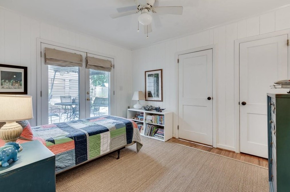 225 Westchester Dr, Decatur GA  30030-1119 exterior