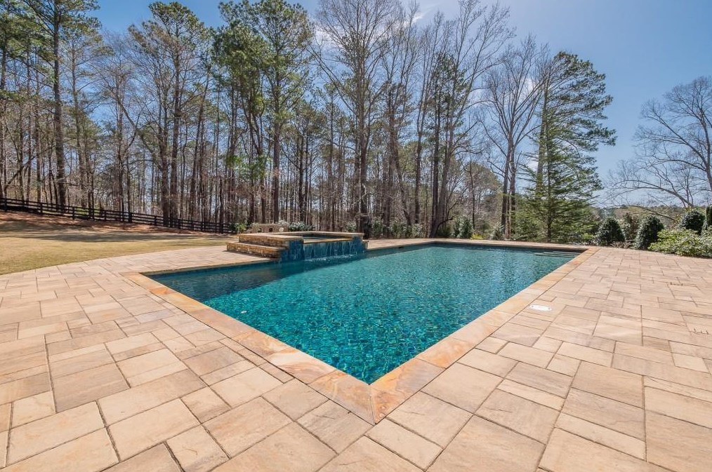 14060 Haystack Ln, Alpharetta, GA 30004