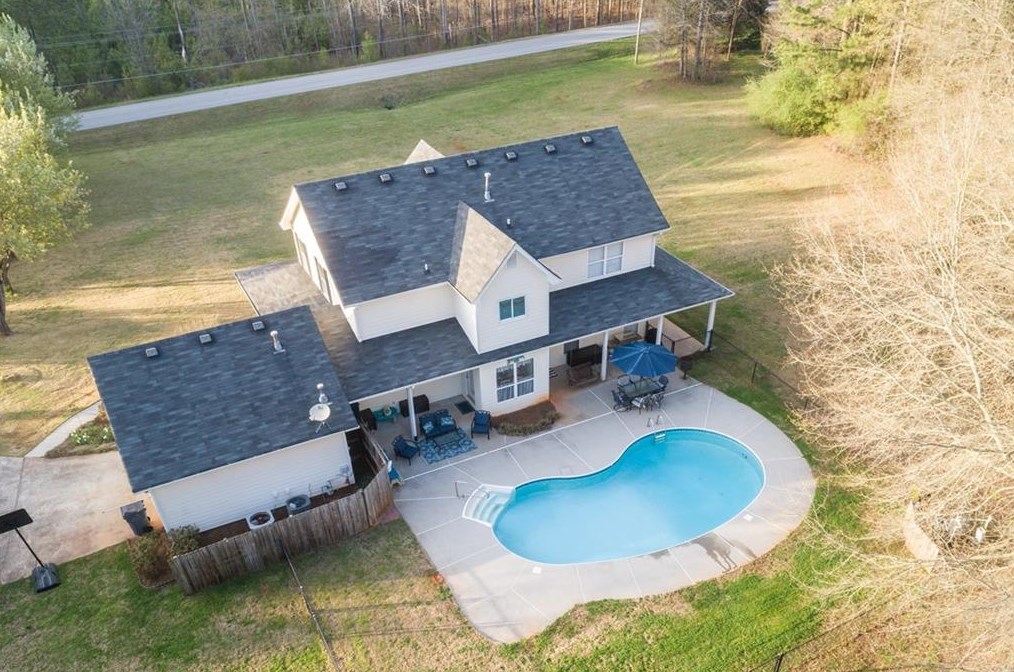 731 Alcova Dr, Social Circle, GA 30025