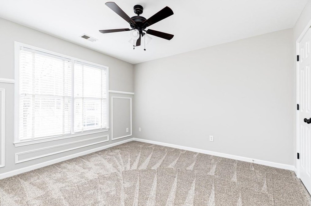 212 Bentwater Dr, Acworth GA  30101-8563 exterior