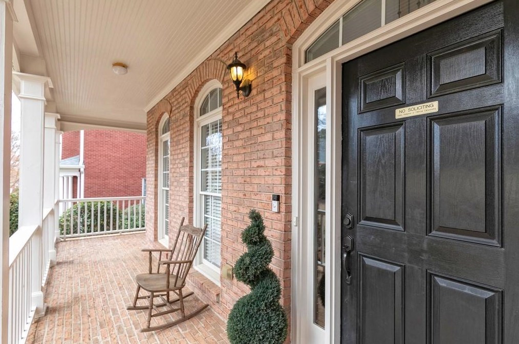 212 Bentwater Dr, Acworth GA  30101-8563 exterior