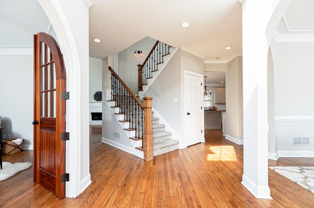 212 Bentwater Dr, Acworth GA  30101-8563 exterior