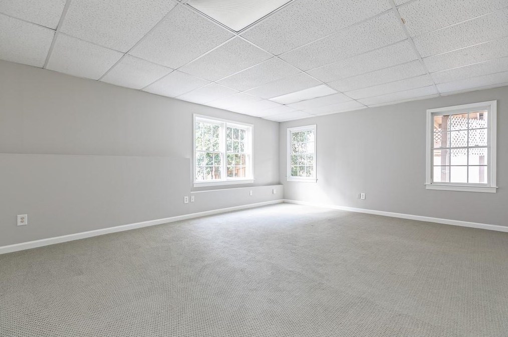 212 Bentwater Dr, Acworth GA  30101-8563 exterior