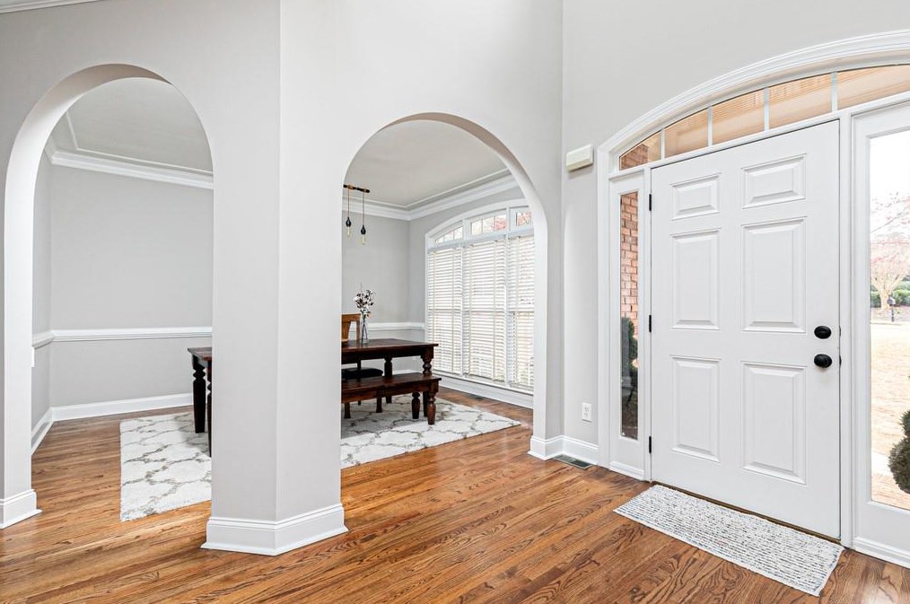 212 Bentwater Dr, Acworth GA  30101-8563 exterior