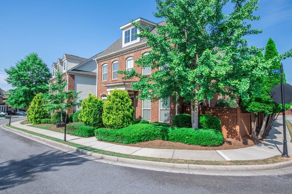 4561 Wilkerson Pl, Smyrna, GA 30082