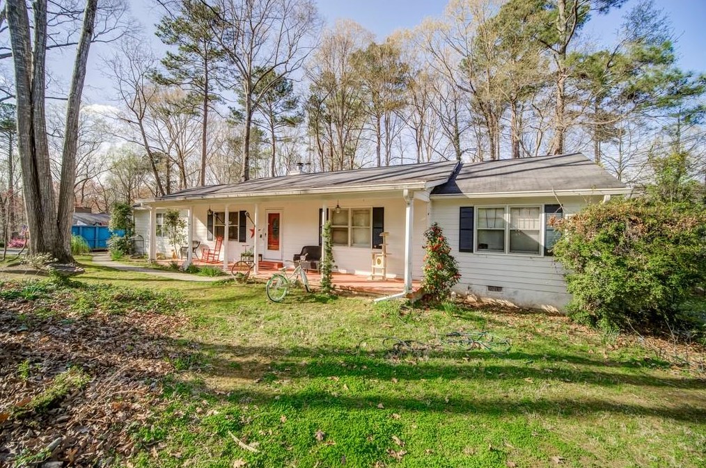 9329 Hidden Branch Dr, Jonesboro, GA 30236-6107