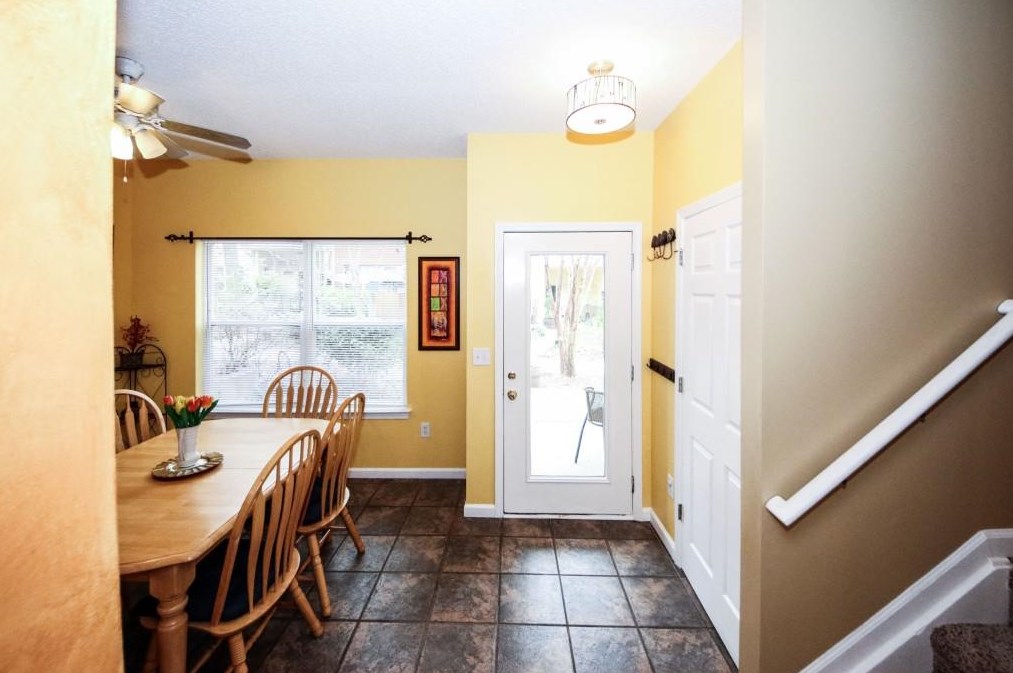 802 Dancing Fox Rd, Decatur GA  30032-7415 exterior