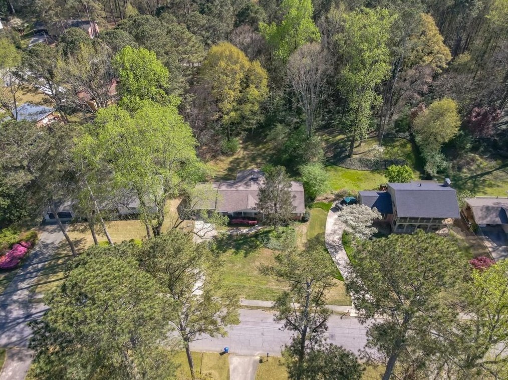 2537 Coralwood Dr, Decatur GA  30033-1333 exterior