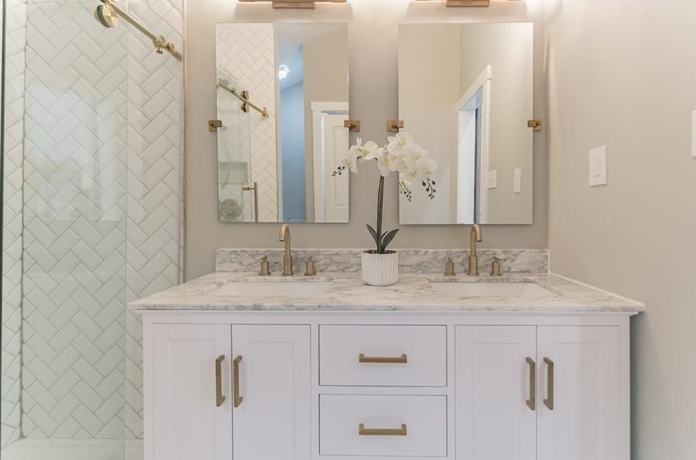 3276 Bobolink Dr, Decatur GA  30032-3711 exterior