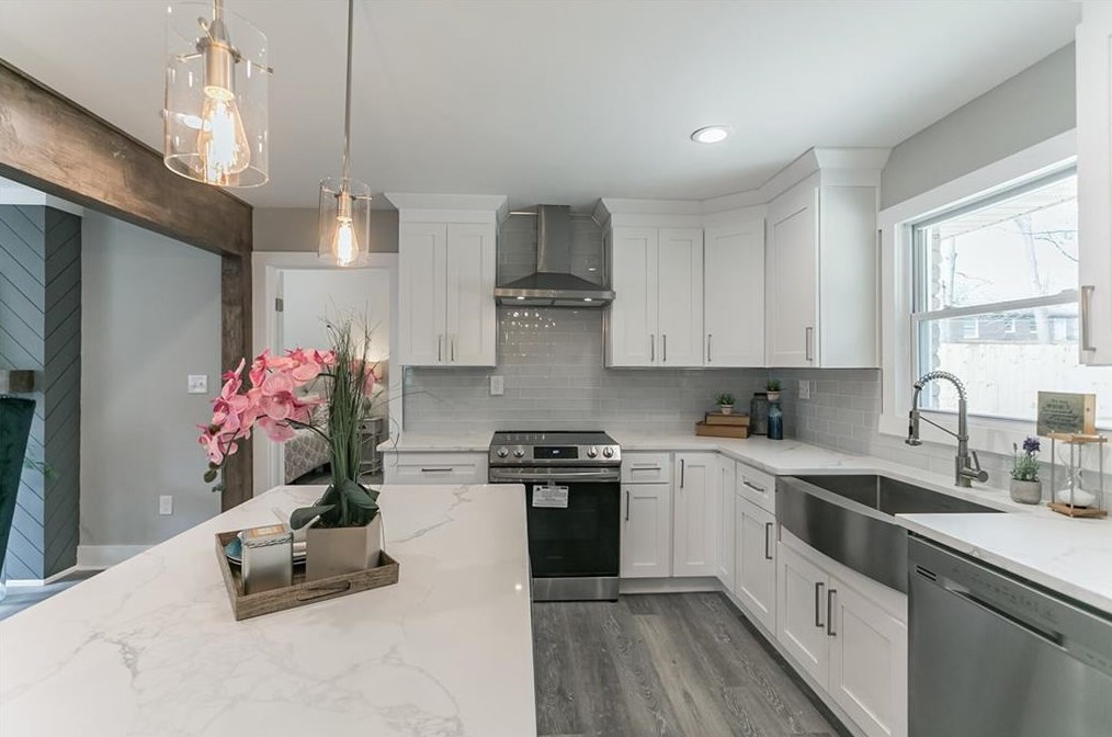 3276 Bobolink Dr, Decatur GA  30032-3711 exterior