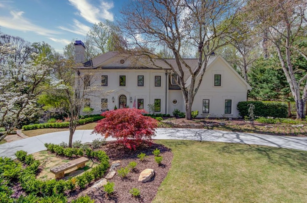 5250 Woodridge Forest Trl, Atlanta, GA 30327-4577