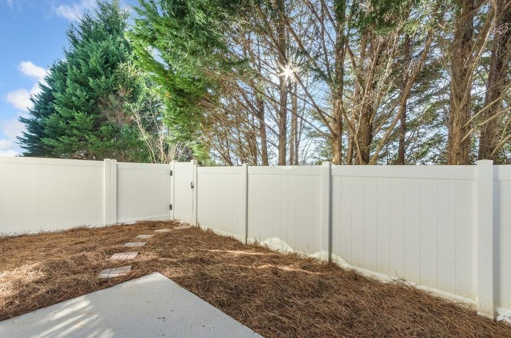 131 Riley Cir, Dawsonville, GA 30534