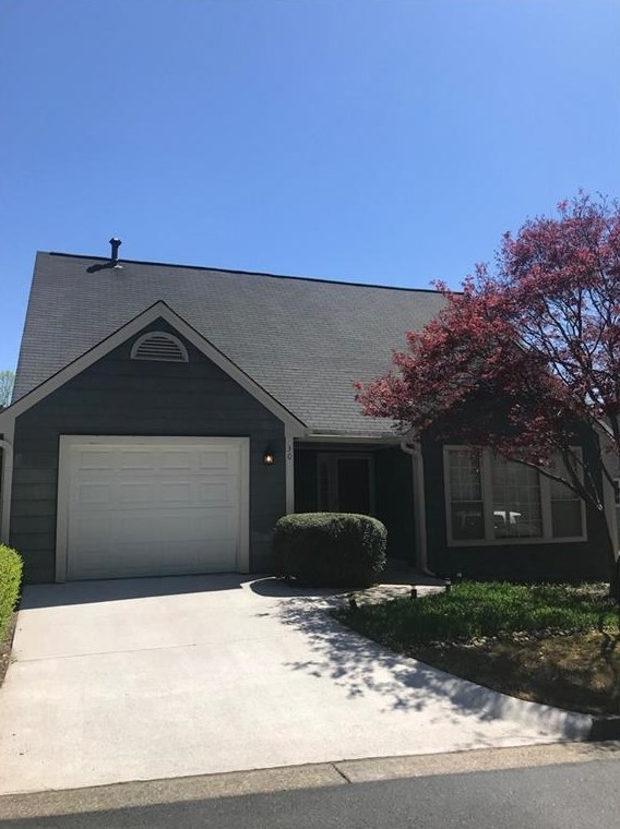 30 Mill Pond Rd, Roswell, GA 30076-1394