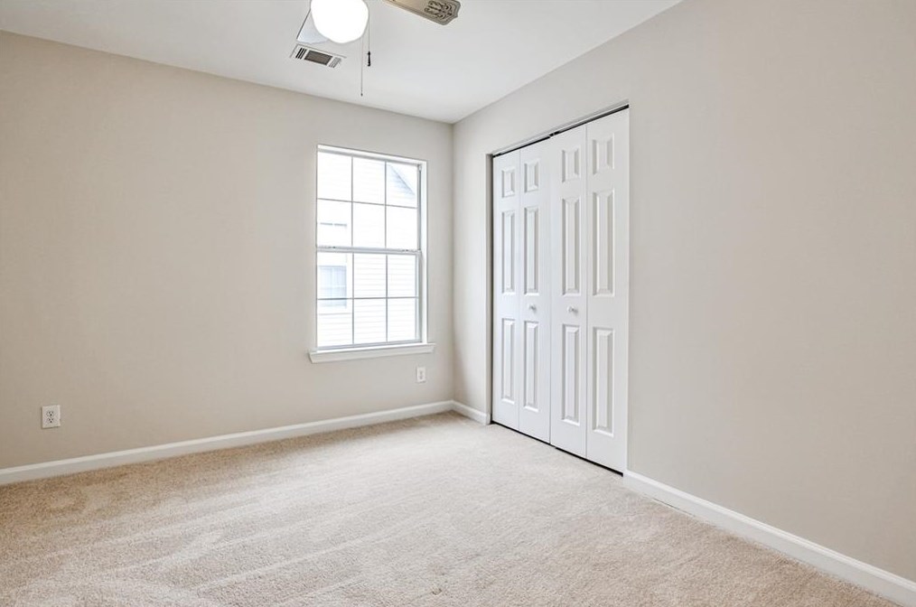 2790 Ashwood Pl, Decatur GA  30030-4193 exterior