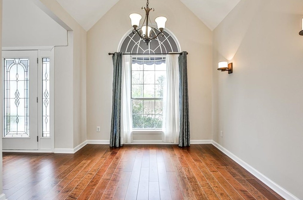 2790 Ashwood Pl, Decatur GA  30030-4193 exterior