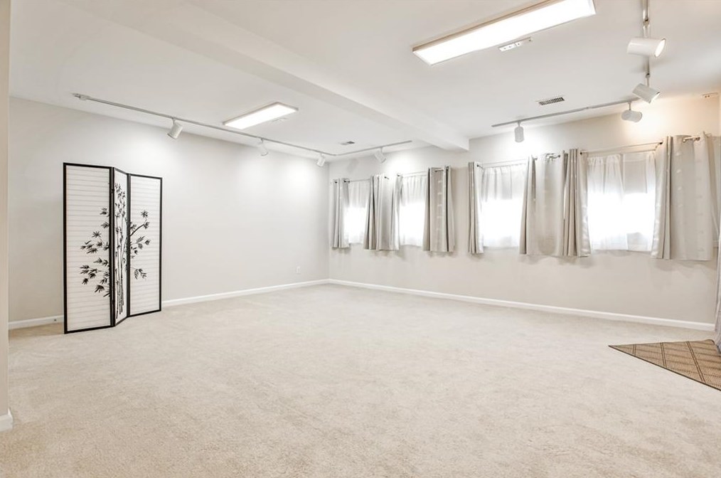 2790 Ashwood Pl, Decatur GA  30030-4193 exterior