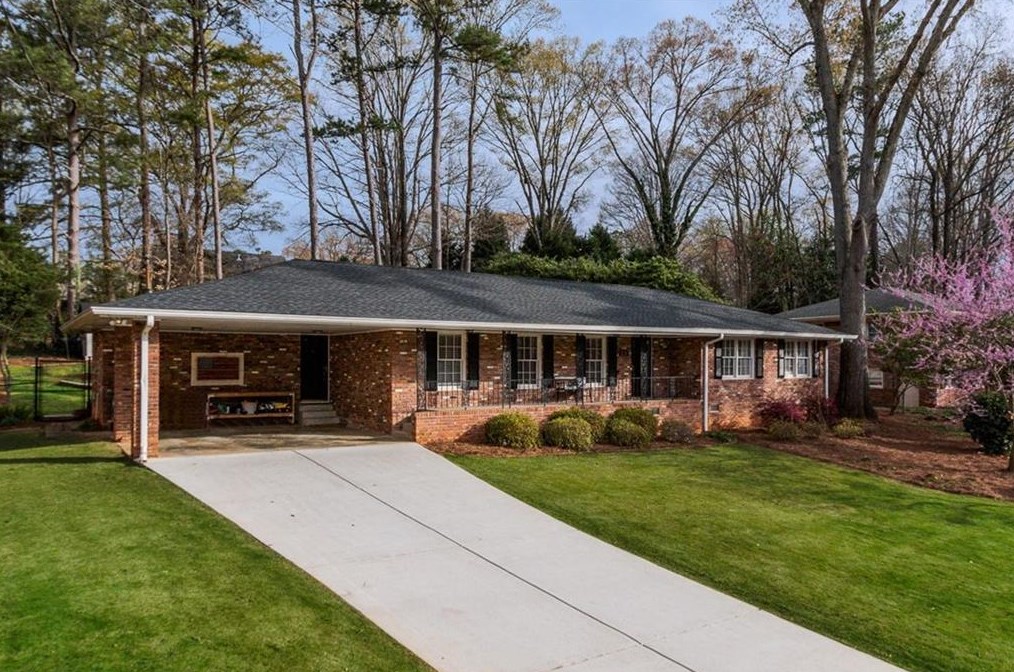 2728 Hunting Hill Ln, Decatur, GA 30033-1502