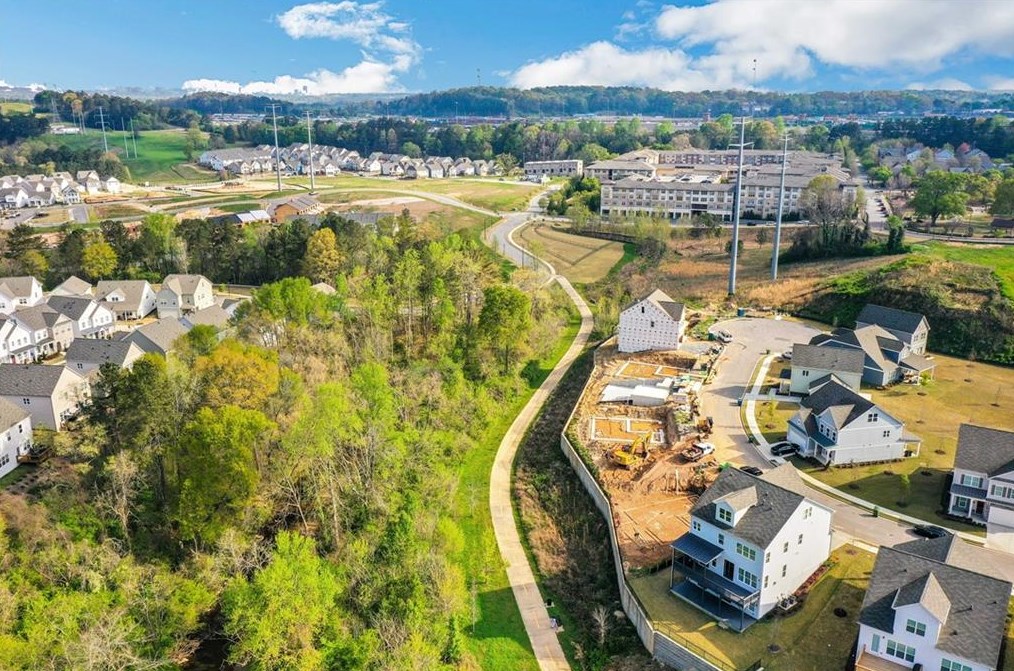 825 Westmoreland Cir, Atlanta GA  30318-4019 exterior