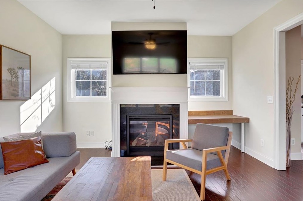 825 Westmoreland Cir, Atlanta GA  30318-4019 exterior