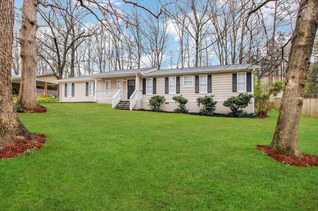 3869 Rosedale Ln, Douglasville GA  30135-2741 exterior