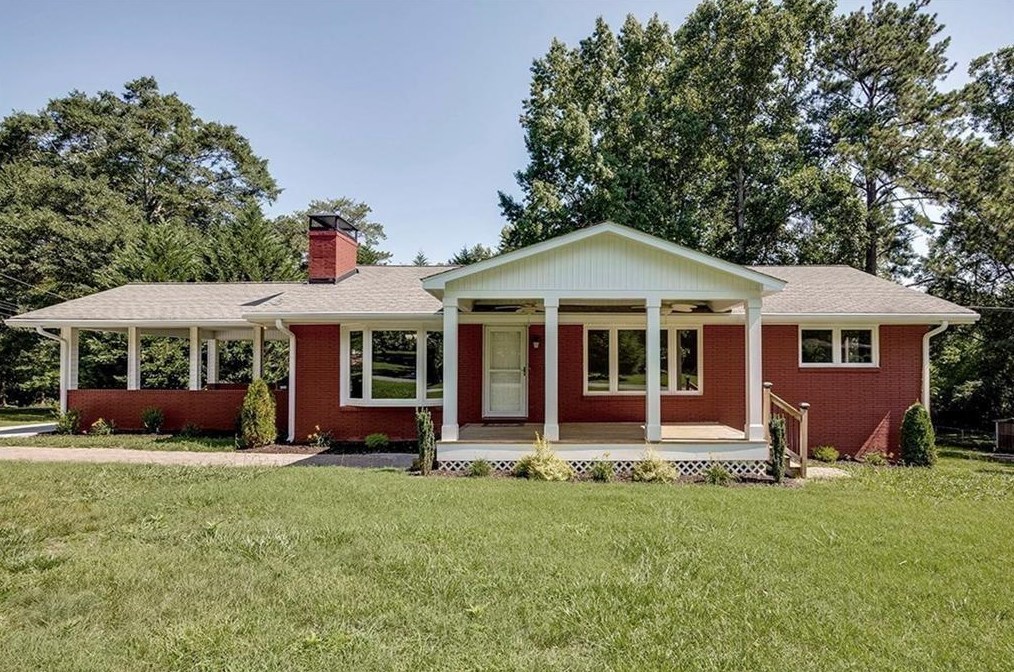 245 Brooke Dr, Alpharetta, GA 30009-1523