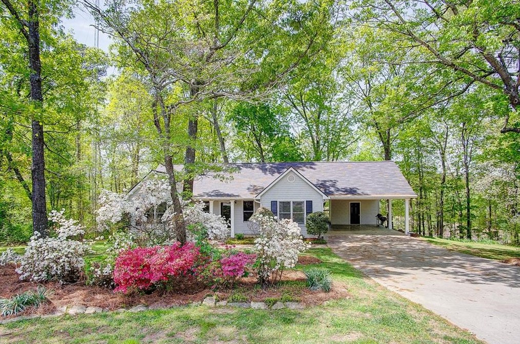257 Sunrise Cir, Calhoun, GA 30701-4571