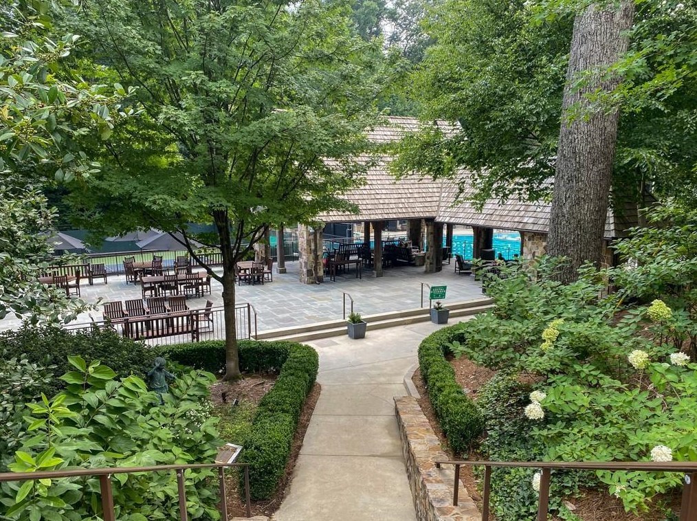 50 Woodcrest Ave, Atlanta GA  30309-1525 exterior